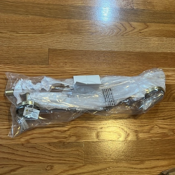 Anthropologie or Mikayla Lucite Towel Bar Size 18” NIB - Picture 13 of 16